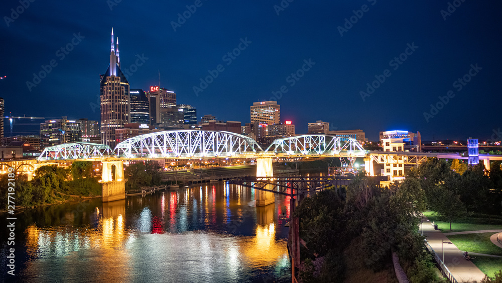 Nashville and Cumberland River by night - street photography