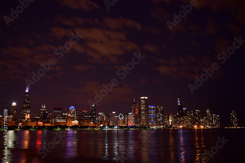 Nightime skyline of Chicago © Eric