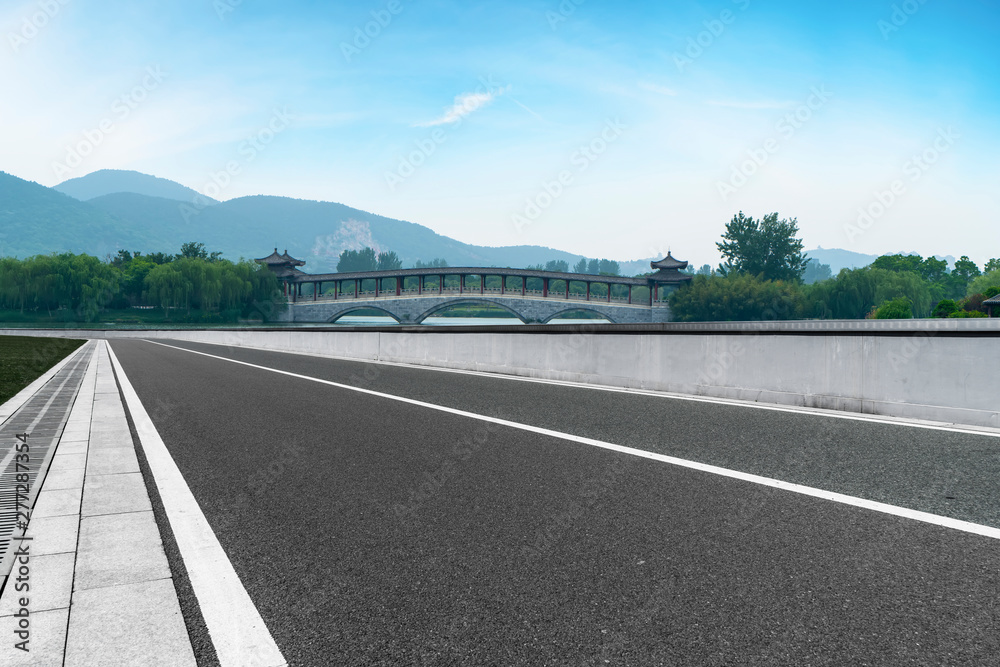 Fototapeta premium Road Pavement and Natural Landscape of Landscape..