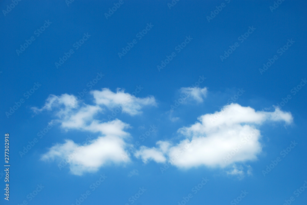 Summer of Thailand The sky will be blue. The white clouds are dignified. Summer of Thailand The sky will be blue. The white clouds are dignified.