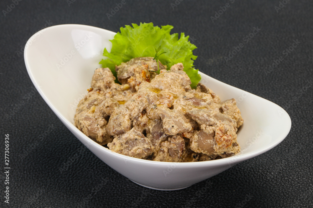 Chicken liver with cream and dry tomatoes Chicken liver with cream and dry tomatoes