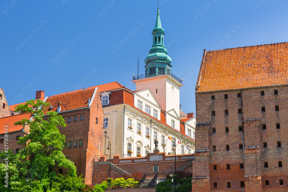 Obraz premium Beautiful architecture of Grudziadz with granaries at Wisla river, Poland