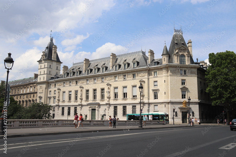 Police judiciaire, quai des Orfèvres à Paris