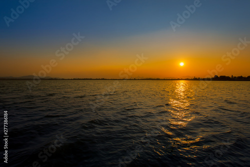 Sunset  Lake  Sunrise - Dawn  Sky  Dawn