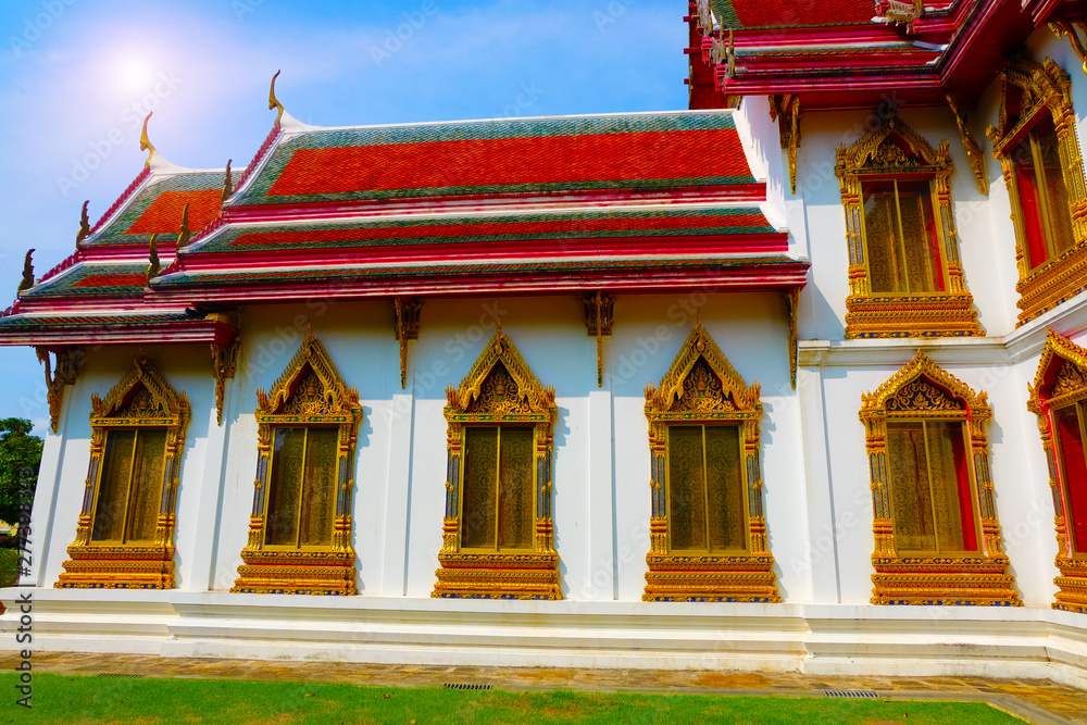 beautiful thai temples in bangkok