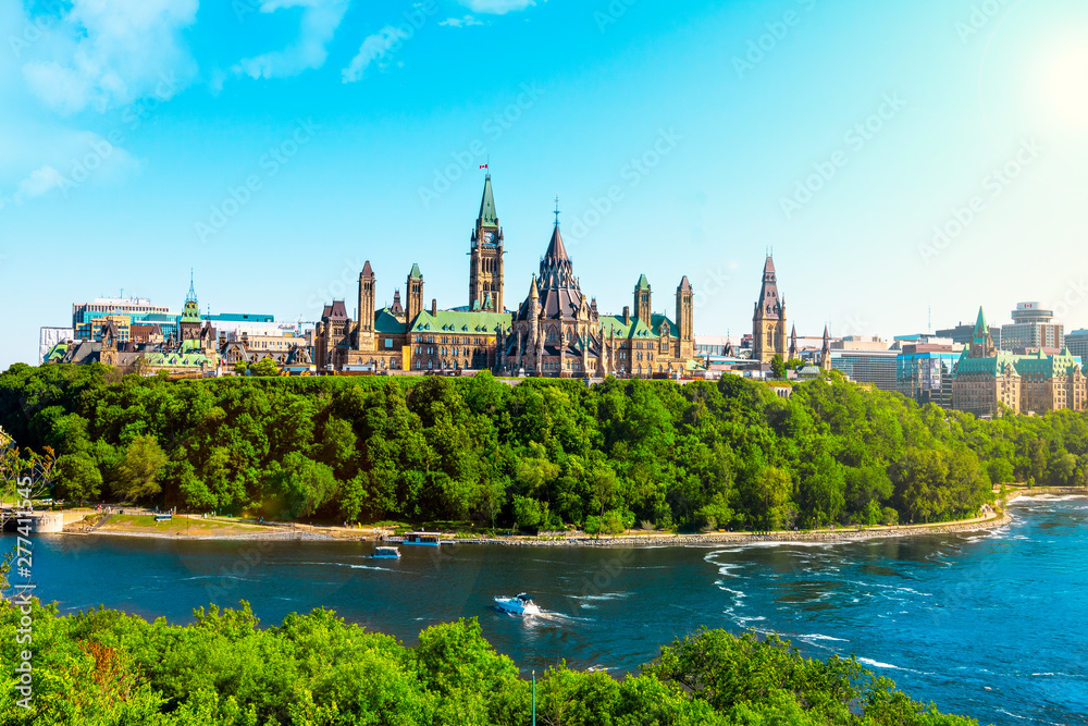 view of the Parliament of Canada in Ottawa - obrazy, fototapety, plakaty 
