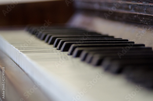 Old vintage piano with shallow depth of field