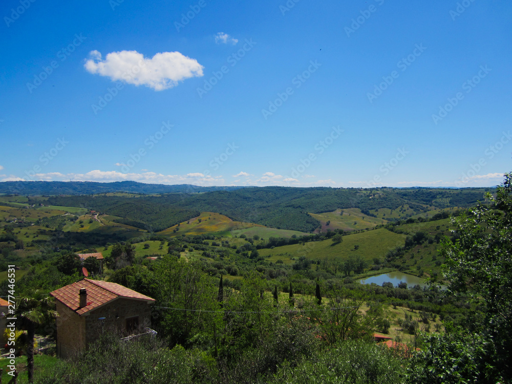 the panoramic tuscan view .