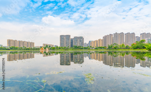Architectural scenery around Jincheng Lake Park in Chengdu, Sichuan Province, China © Weiming