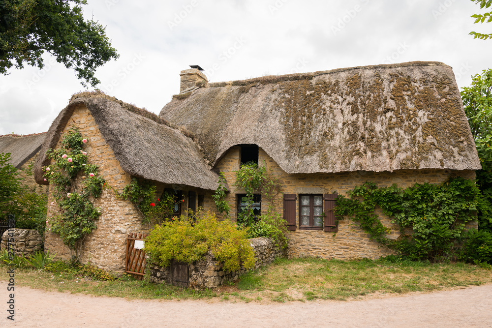old house in saint lyphard with a thatched roof