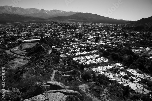 Esplorando i dintorni del villaggio di Chilecito, La Rioja, Argentina photo