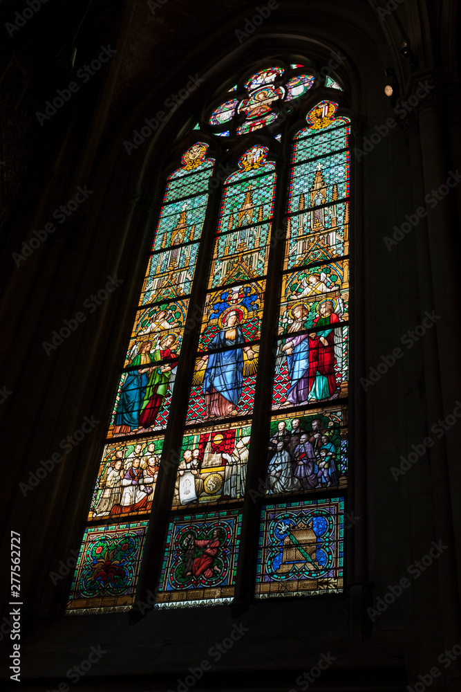 Stained glass of the new Cathedral in Linz