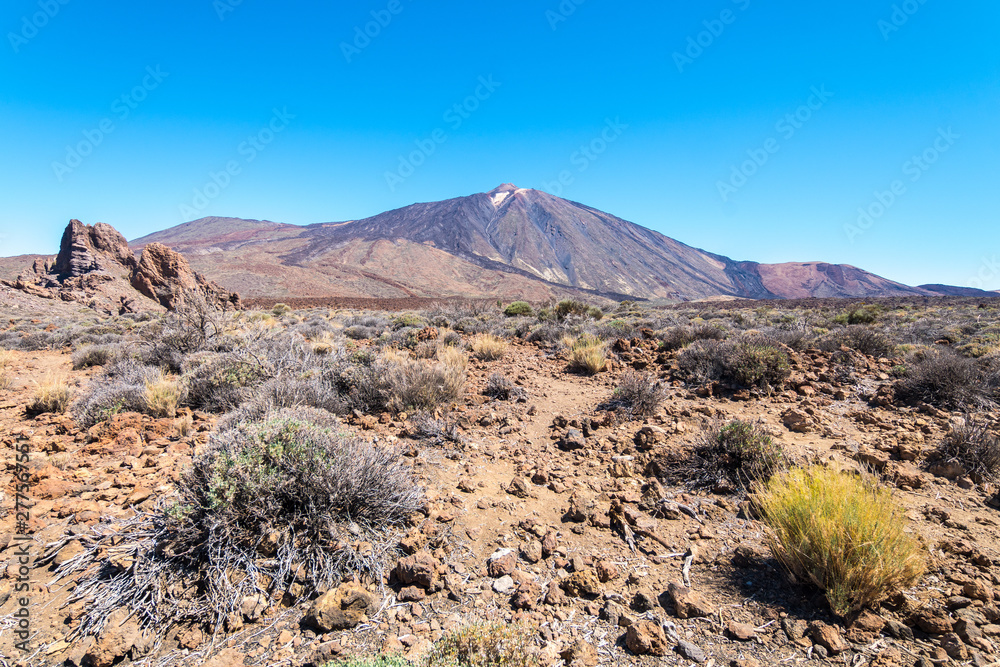 famous view of teide peak from roques garcia, Spain famous view of teide peak from roques garcia, Spain