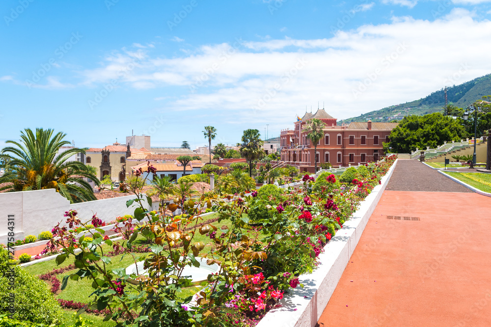 Fototapeta premium panoramic views of la orotava colonial town at tenerife, Spain