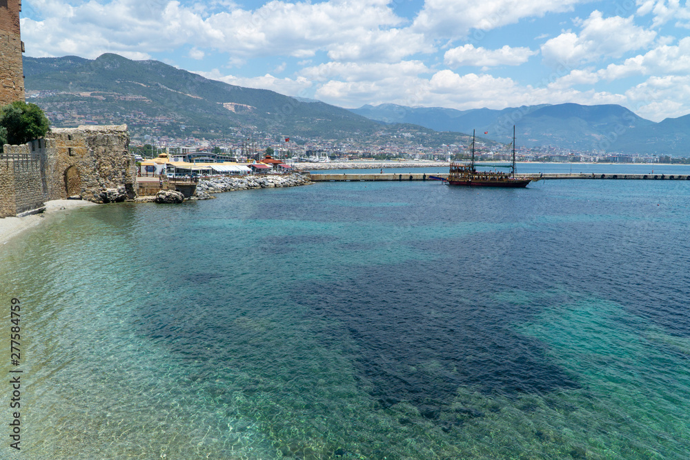 Naklejka premium beach and alanya old town 