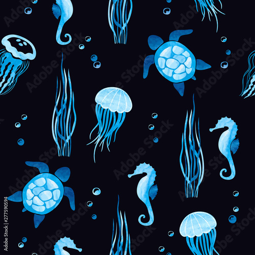 Seamless vector sea pattern with watercolor animals. Underwater life.