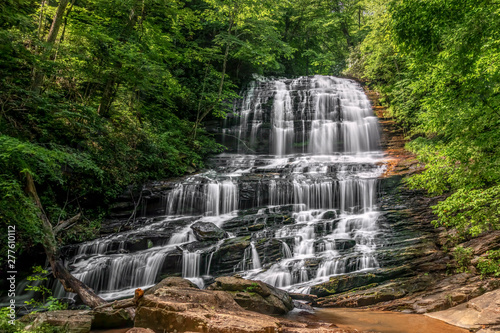 Pearsons Falls - Pearson's Falls is a beautiful 90 foot waterfall on Colt Creek in the foothills of Western North Carolina between Tryon and Saluda.