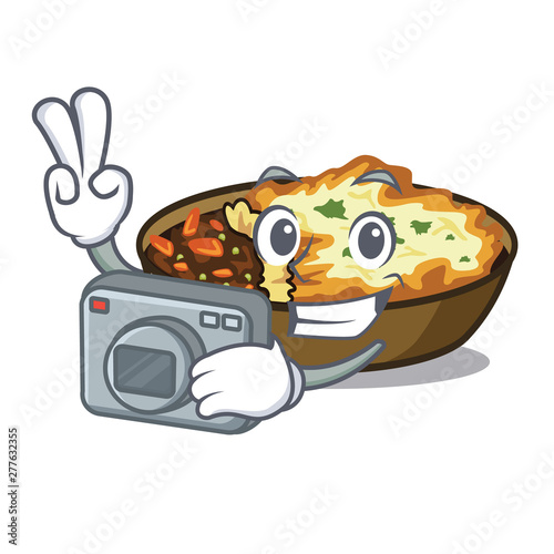 Photographer gratin in the a mascot shape