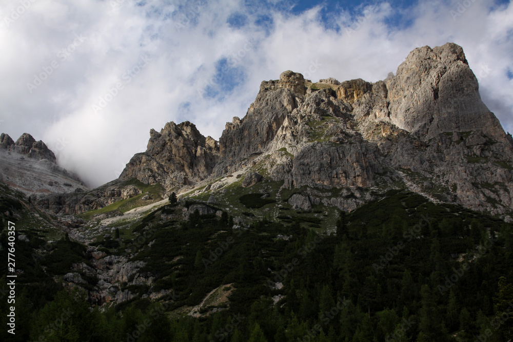Bergkamm Dolomiten