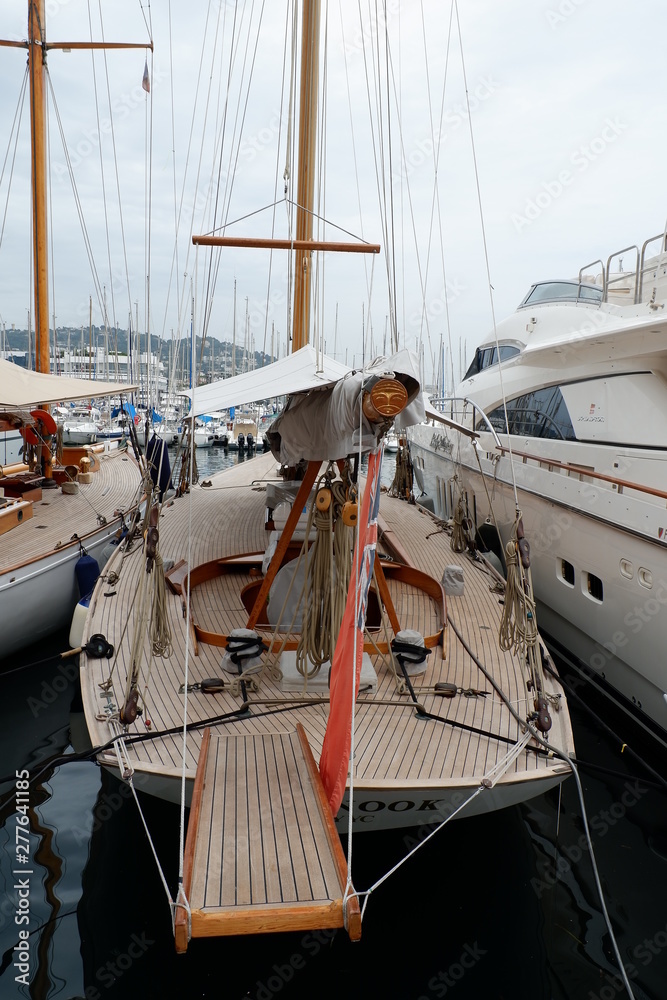 Obraz premium yachts in marina