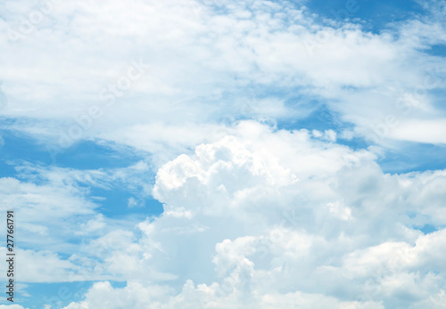 Air clouds in the blue sky © detshana