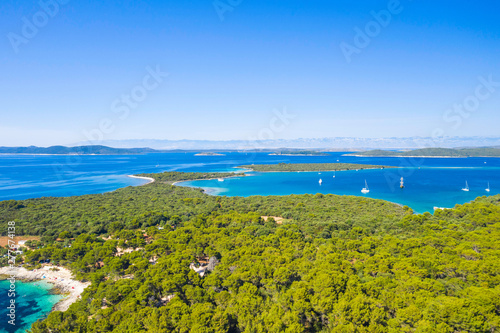 Fototapeta Naklejka Na Ścianę i Meble -  Beautiful Croatian islands, seascape on Adriatic in Croatia, Dugi otok archipelago, many small islands on the sea