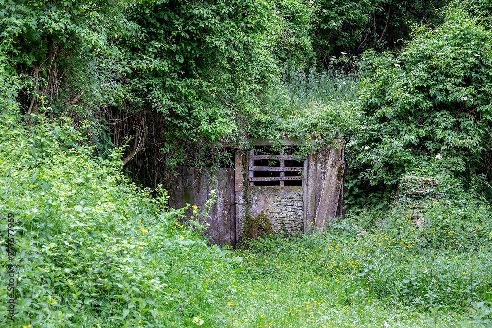 Shelter of field near of Corbera Rocks. Shelter of field near of Corbera Rocks.