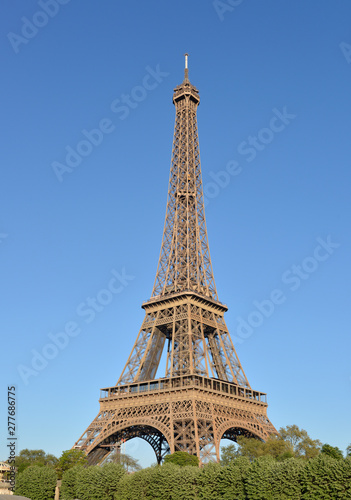 Paris, France: Eiffel Tower © Vlad Ivantcov