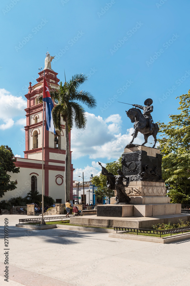 Kuba, Camagüey;   Der Park  