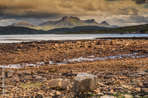 Ben Loyal is an isolated mountain of 764 m in Sutherland, the northwestern tip of the Scottish Highlands. It is a Corbett located south of the Kyle of Tongue and offers good views of the Kyle, Loch Lo photo