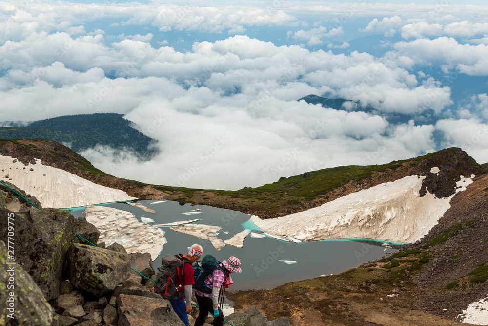 乗鞍登山道から畳平と北アルプス