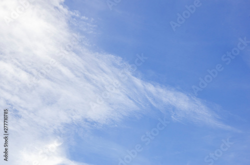 Fototapeta Naklejka Na Ścianę i Meble -  Blue sky and white clouds with blurred background patterns
