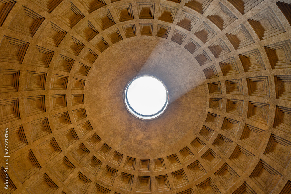 Pantheon, Roma Italia, destino turistico europeo.