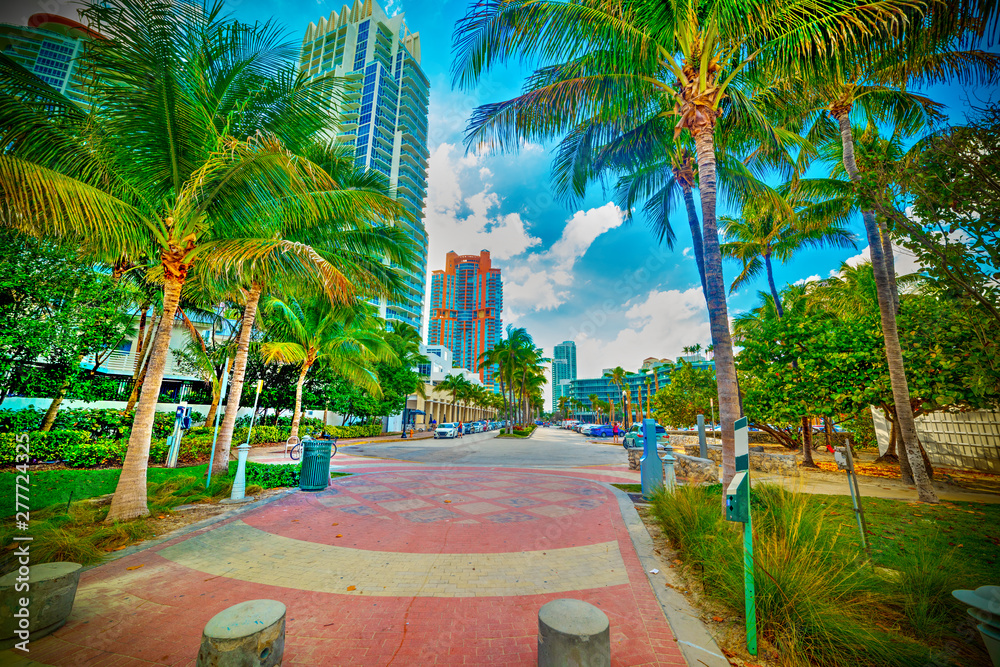 Fototapeta premium Picturesque corner in Miami Beach
