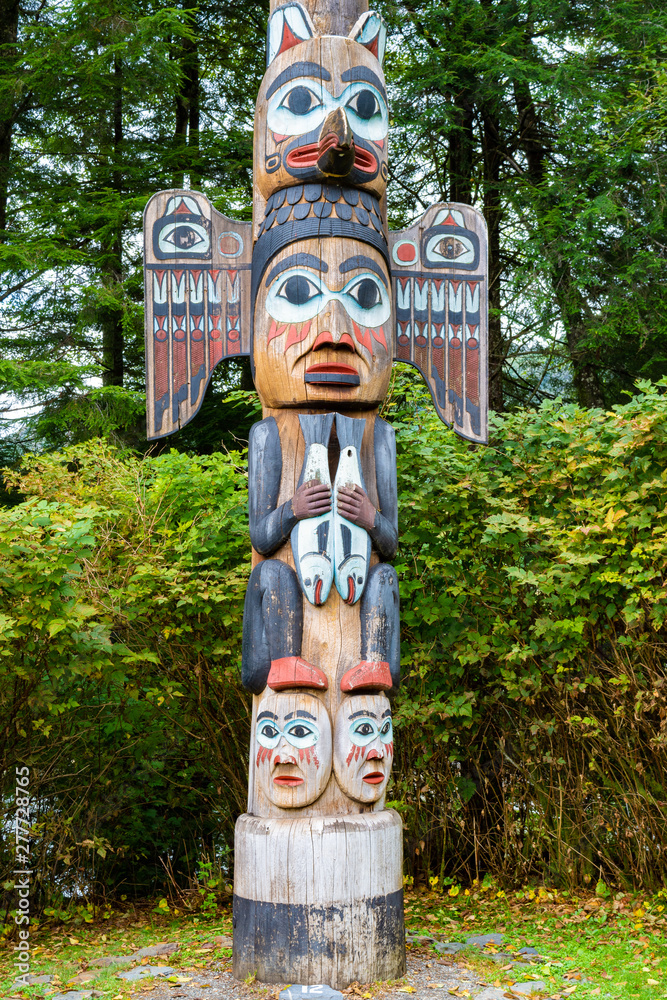 Kadjuk Bird Totem Pole at Totem Bight State Historical Park, Ketchikan ...