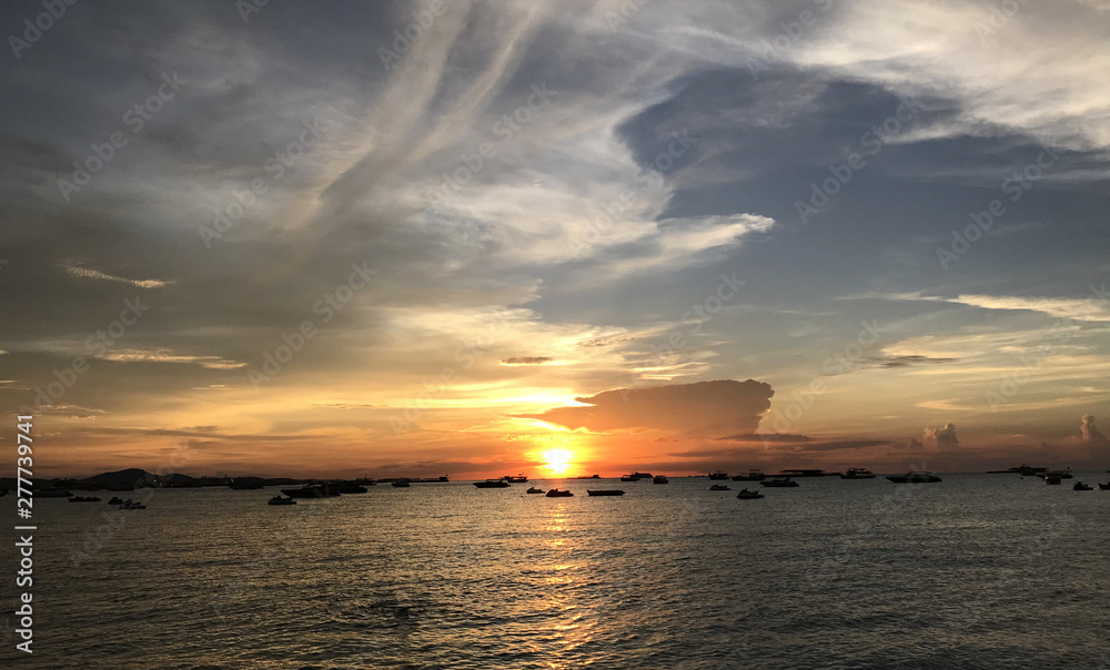 Sunset and sea at Pattaya beach, Thailand