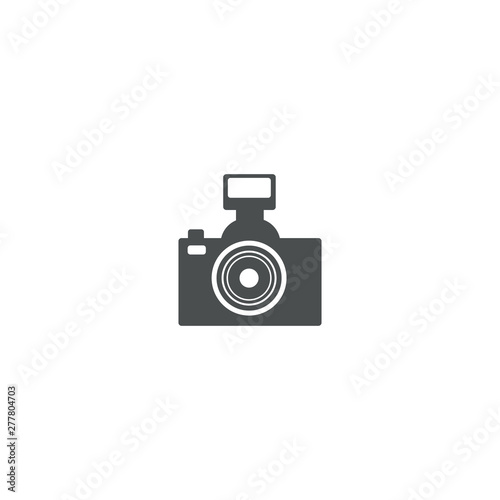 Photo camera with flash