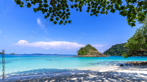 Fototapeta Naklejka Na Ścianę i Meble -  beautiful beach view Koh Chang island seascape at Trad province Eastern of Thailand on blue sky background , Sea island of Thailand landscape