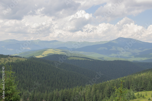 Trekking in the Carpathians  Hike to the border between Ukraine and Romania from Pop Ivan Marmarassky to Pop Ivan Chernogorsky.