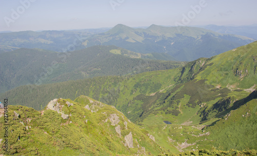 Trekking in the Carpathians, Hike to the border between Ukraine and Romania from Pop Ivan Marmarassky to Pop Ivan Chernogorsky.