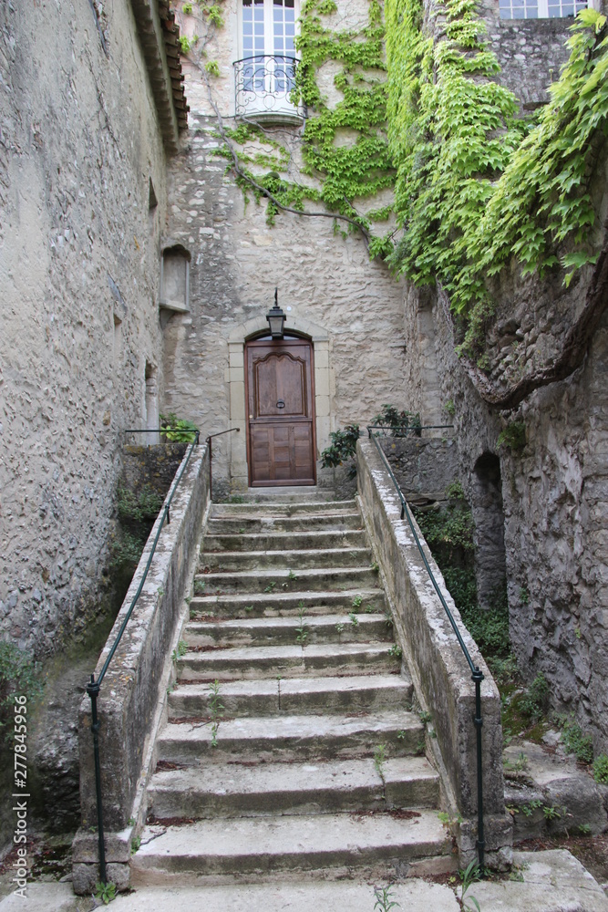 Escalier Vaison la Romaine