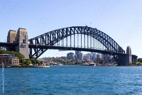 Sydney harbour bridge © Kevin Hellon