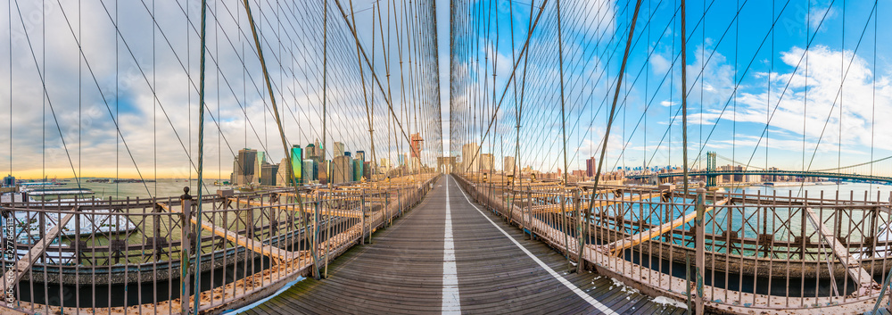 Fototapeta premium Brooklyn Bridge in New York, United States.