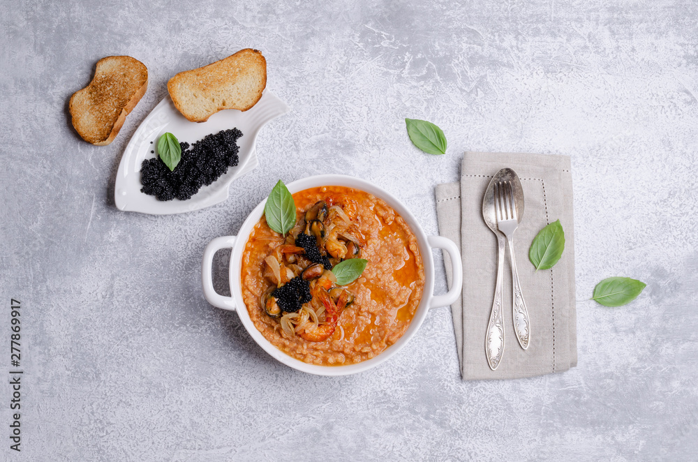 Red lentils with fried seafood Red lentils with fried seafood