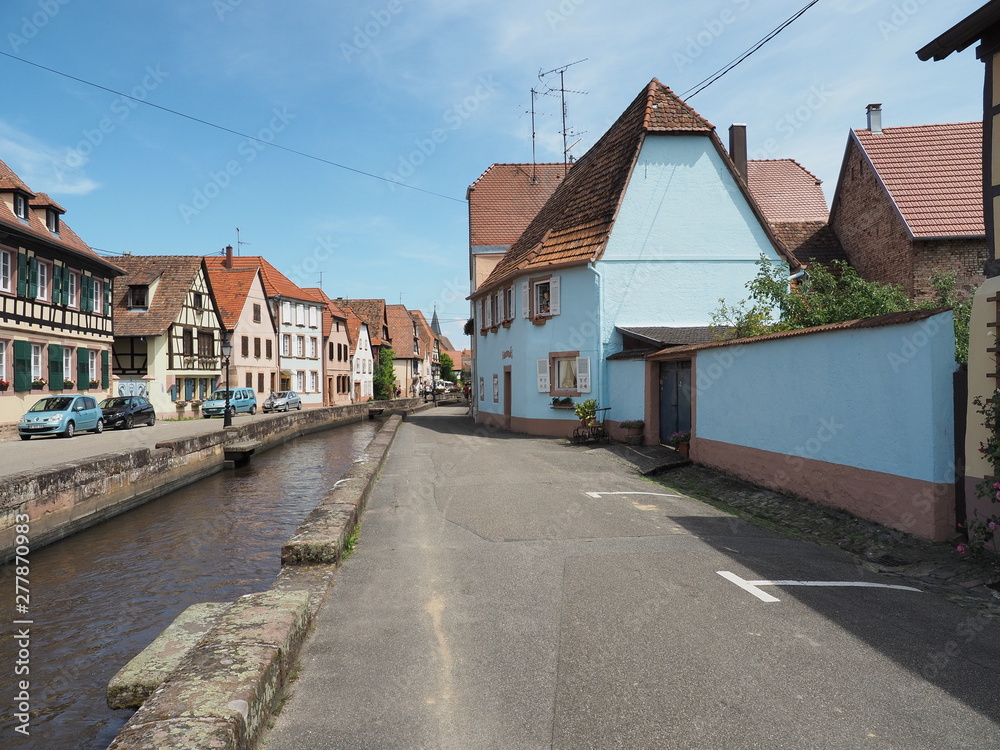 Wissembourg - Weißenburg – Weisseburch - im Elsass - mit mittelalterlichem Stadtkern Wissembourg - Weißenburg – Weisseburch - im Elsass - mit mittelalterlichem Stadtkern
