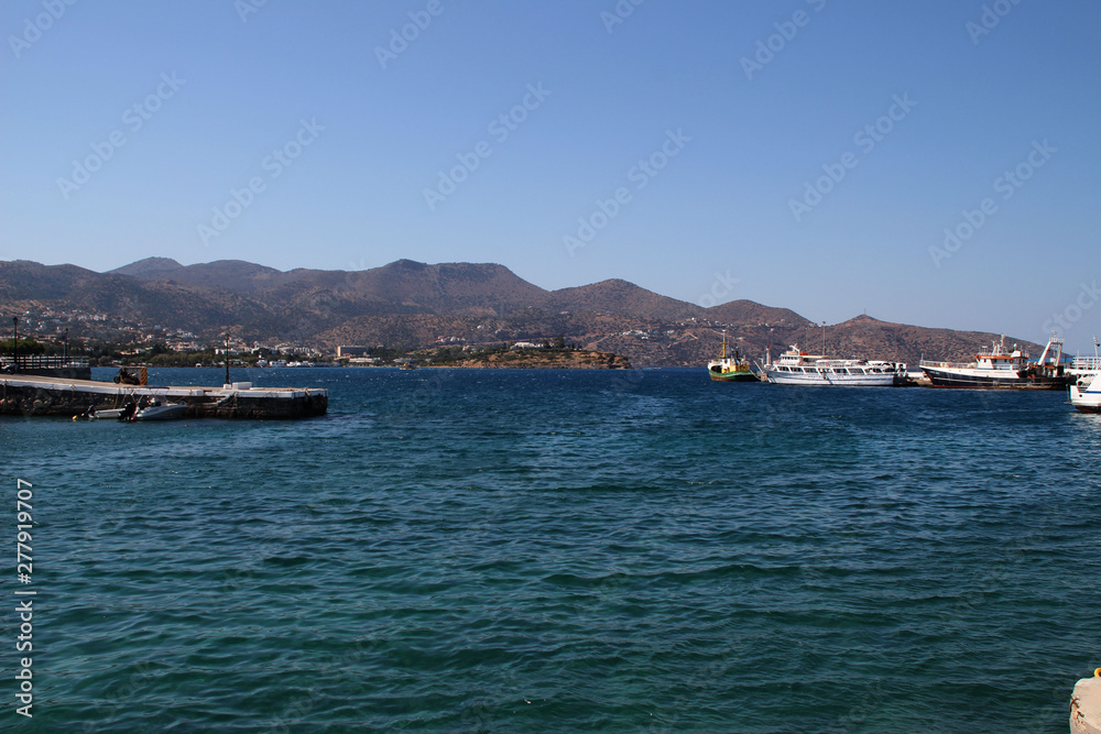 Der Hafen von Nikolaos