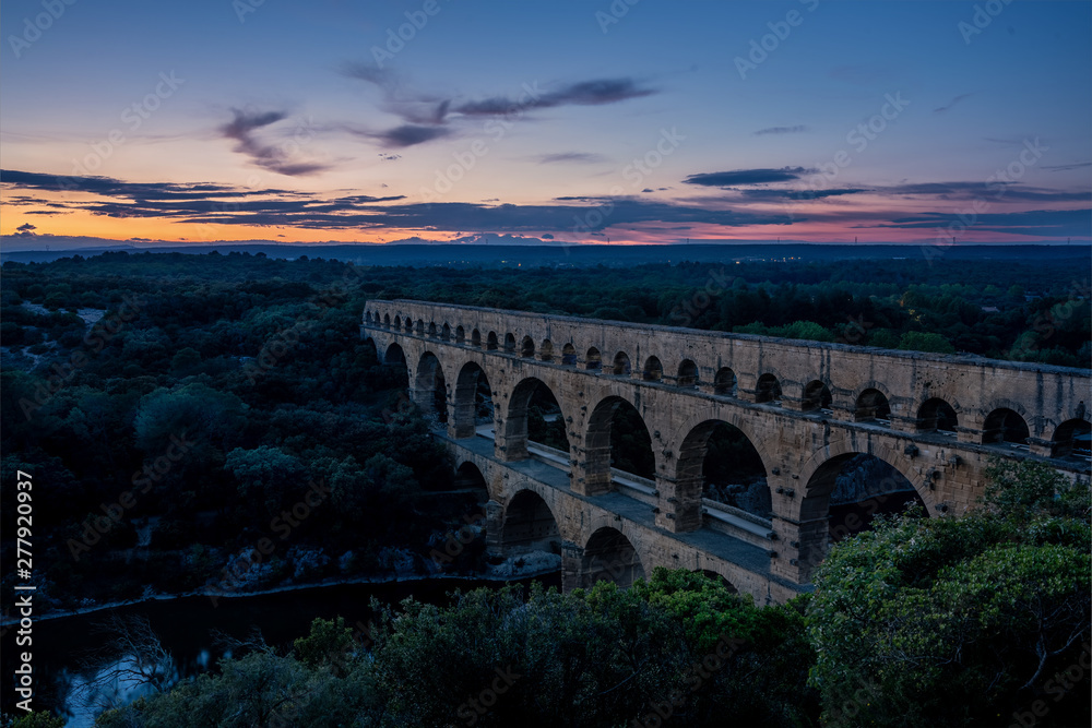 Fototapeta premium Dard river Roman Aqueduct Bridge