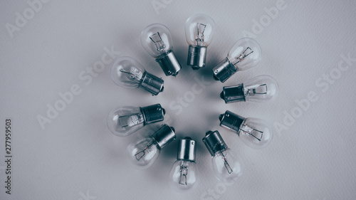 Incandescent bulbs are located on a circle
