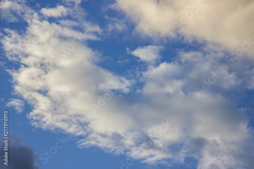 Fototapeta Naklejka Na Ścianę i Meble -  Las nubes y el cielo