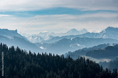 Aussicht von Risisegg zur Schrattenfluh © schame87